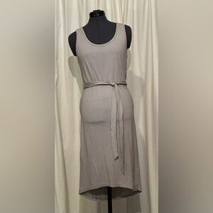 Elegant Gray Sleeveless Dress